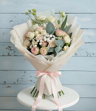 Букет цветов из:  Розы и Лизиантусы в Фатеево