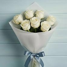 Букет 7 Белых роз Эдлесс Лав в Фатеево