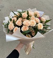 Букет Кремовые розы Латте в Фатеево