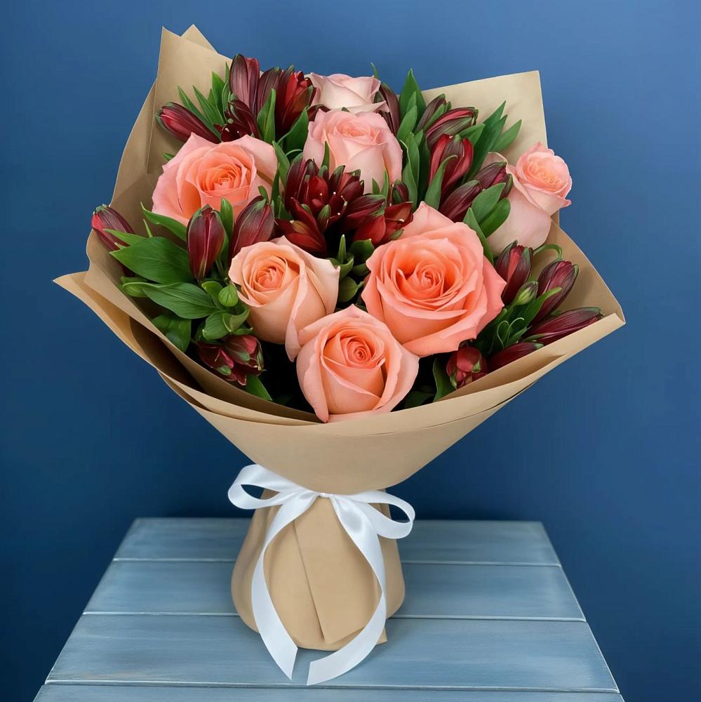 Букет цветов из: Розы и Альстромерии в Фатеево