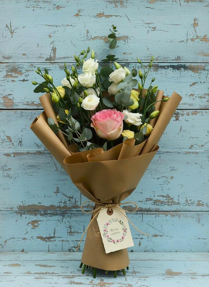 Букет цветов из: Розы и Лизиантусы в Фатеево