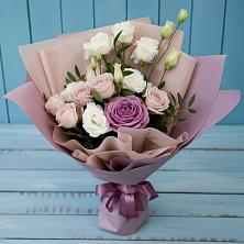 Букет цветов из:  Розы и Лизиантусы в Фатеево