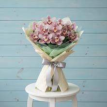 Букет цветов из:  Орхидеи и Розы #REPLACE_PRED# Фатеево
