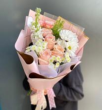 Букет цветов из:  Хризантемы и Розы в Фатеево