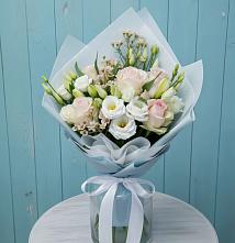 Букет цветов из:  Розы и Лизиантусы в Фатеево