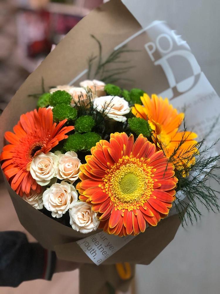 Букет цветов из: Герберы, Хризантемы и Розы в Фатеево